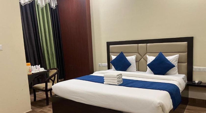 Things to Check Before Booking a Hotel in Agra